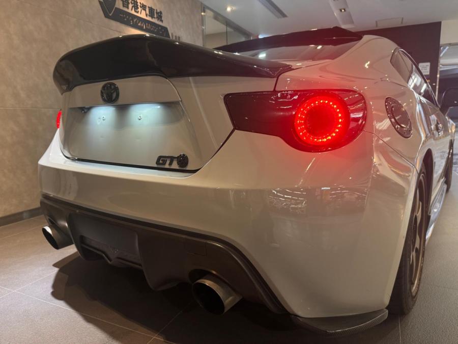 86 GT - Image 11